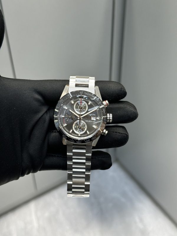 Premium TAG Heuer Carrera Super Clone Watch | Luxury Replica Timepiece 1145138605 - front view | Carrera
