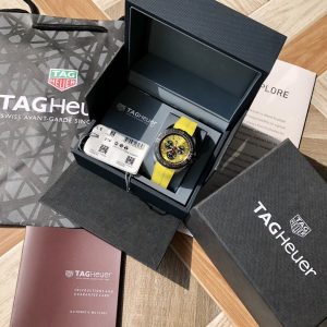 TAG Heuer F1 Men's AAA Replica Watch with Cash on Delivery 1132265282 - side view | Tag Heuer